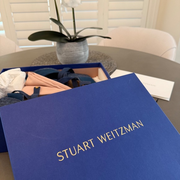 Stuart Weitzman Maguerta Espadrille Wedge Color: Nice Blue Size: 6.5 - Picture 8 of 9